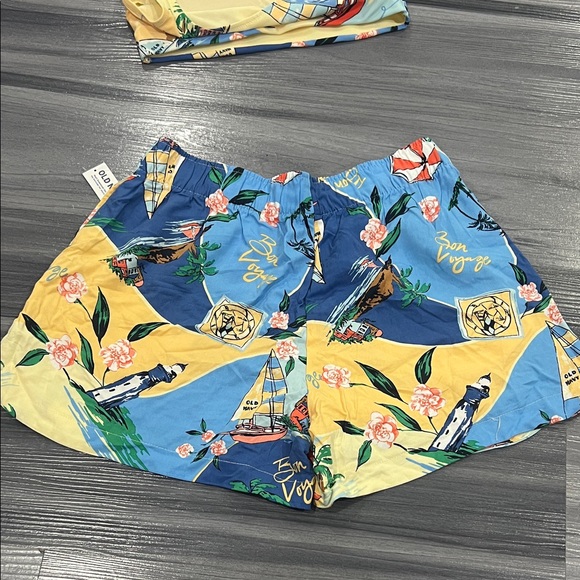 Old Navy Sailboat and Floral Print Set - Picture 9 of 11